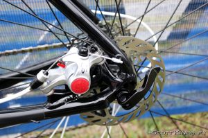 The rear Avid BB5R disc brake is mounted inboard and uses a 140mm rotor. Photo by ScottKingsleyPhotography.com