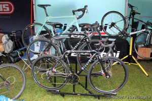 Three Zurigos, two with SRAM Apex (black), and one in Shimano Tiagra (celeste). Photo by ScottKingsleyPhotography.com
