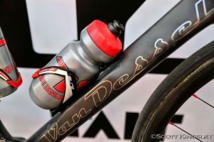 The back side of the down tube is shaped to hide the water bottle and cage from the wind.  Photo by ScottKingsleyPhotography.com.