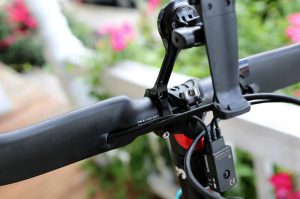 Cables and electronic wires are neatly tucked into the Aeronova.